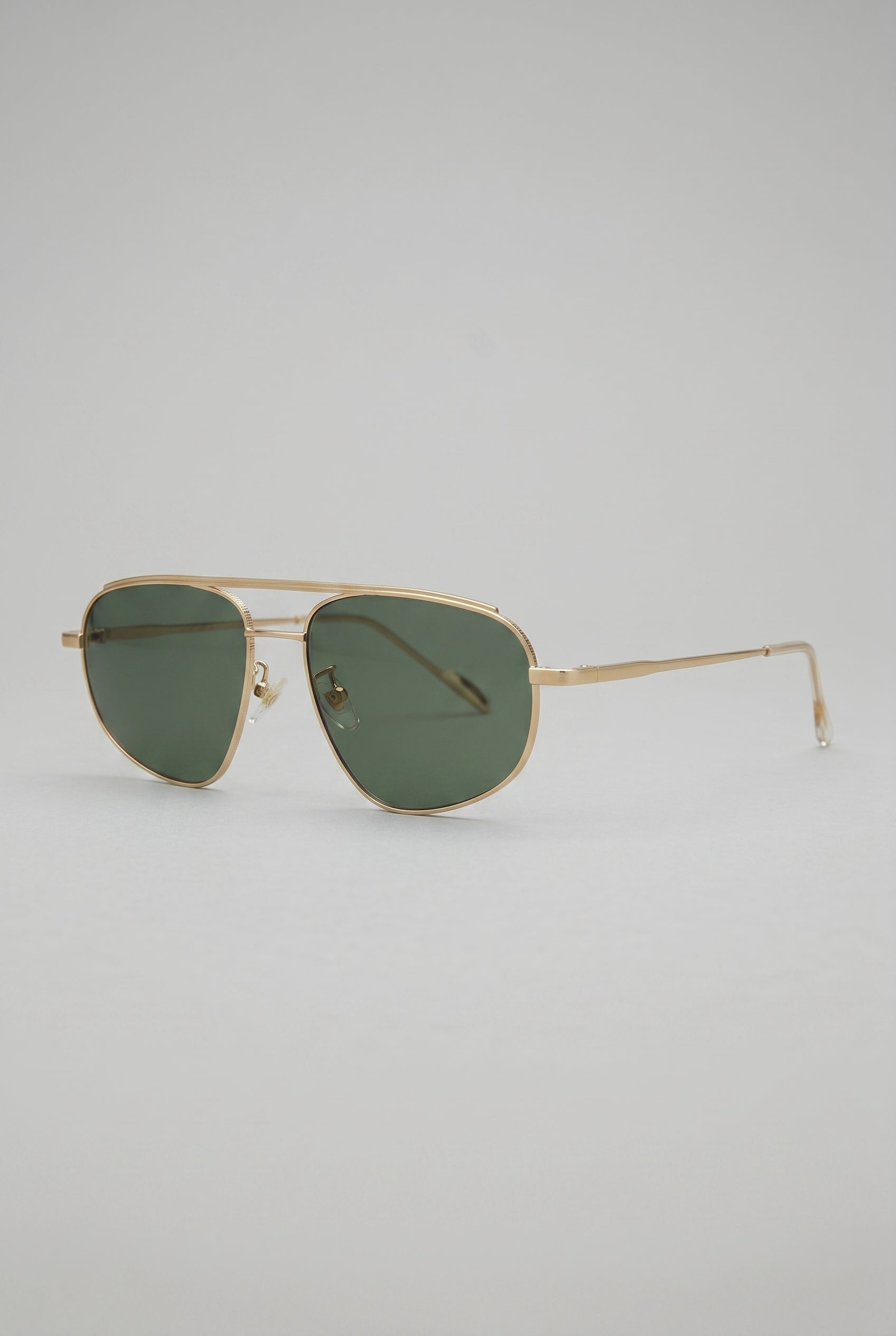 Vesper | Metal Frame Sunglasses Retro Gold UV400 Gradient Lens Full Frame
