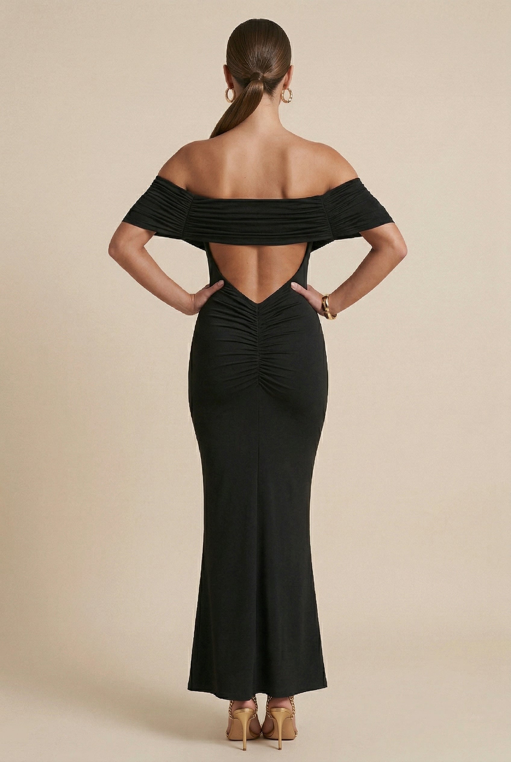 Women’s Off-the-Shoulder Bodycon Dress – Backless, Pleated Detailing, Slim Fit