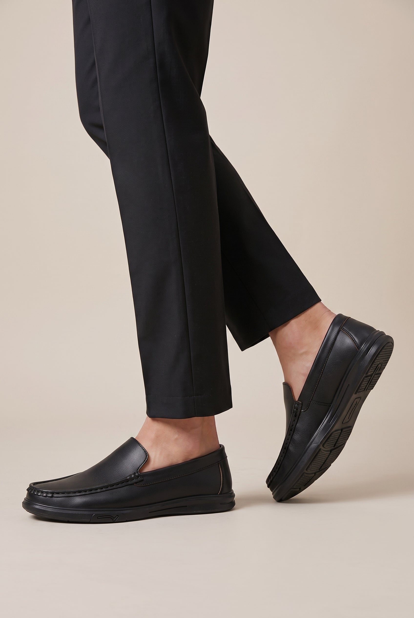 Nadir | Men's Leather Slip-On Loafers Cowhide Round Toe Business Casual Shoes