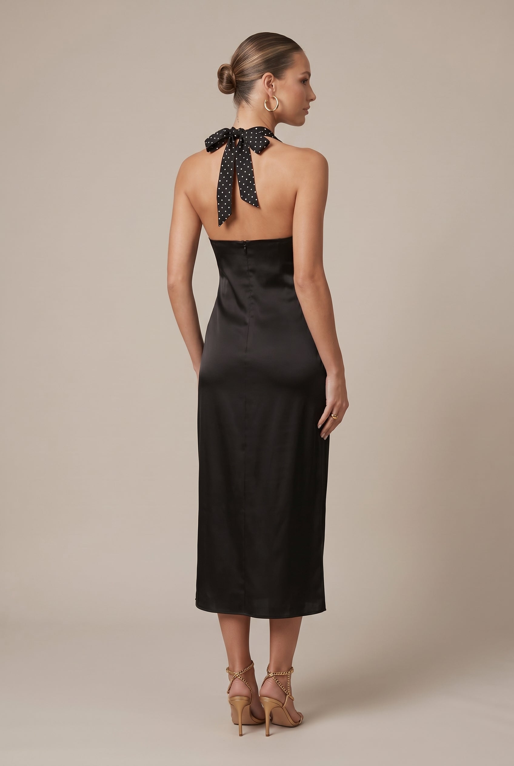 Women's Chic Polka Dot Halter Neck Maxi Dress – Deep V-Neck A-Line Sleeveless Long Dress with Adjustable Waist