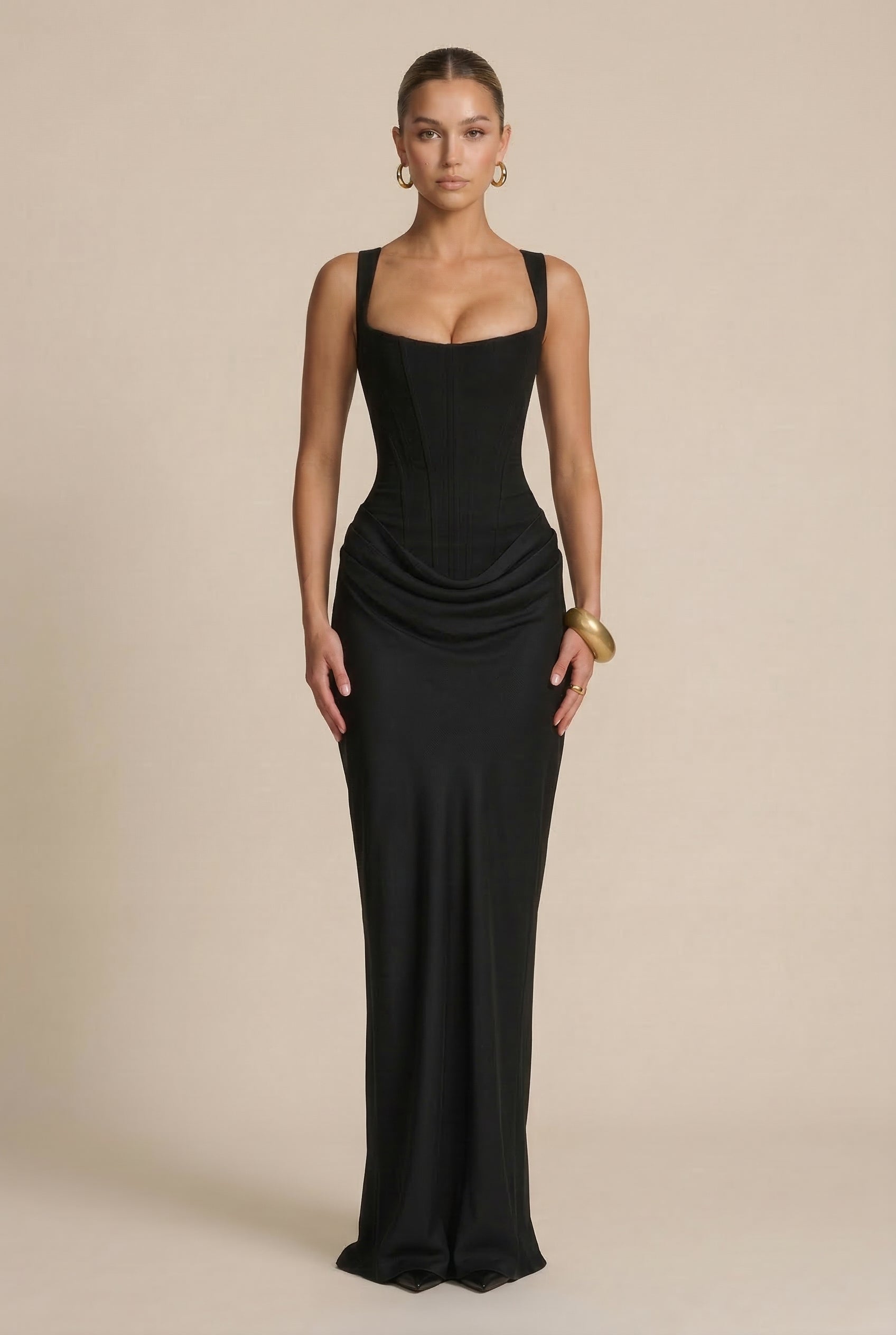 Elegant Long-Sleeved Slim-Fit Maxi Dress with Spaghetti Straps