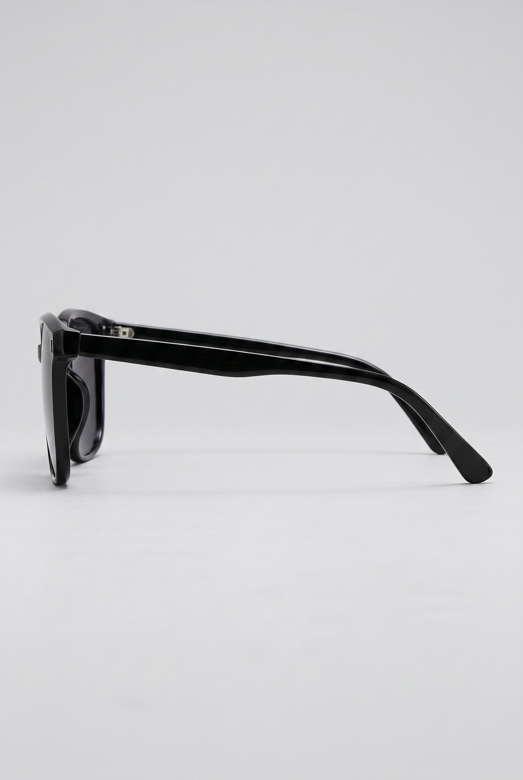 Polaris | Sunglasses Large Frame UV400 Full Frame Lightweight PC Lens