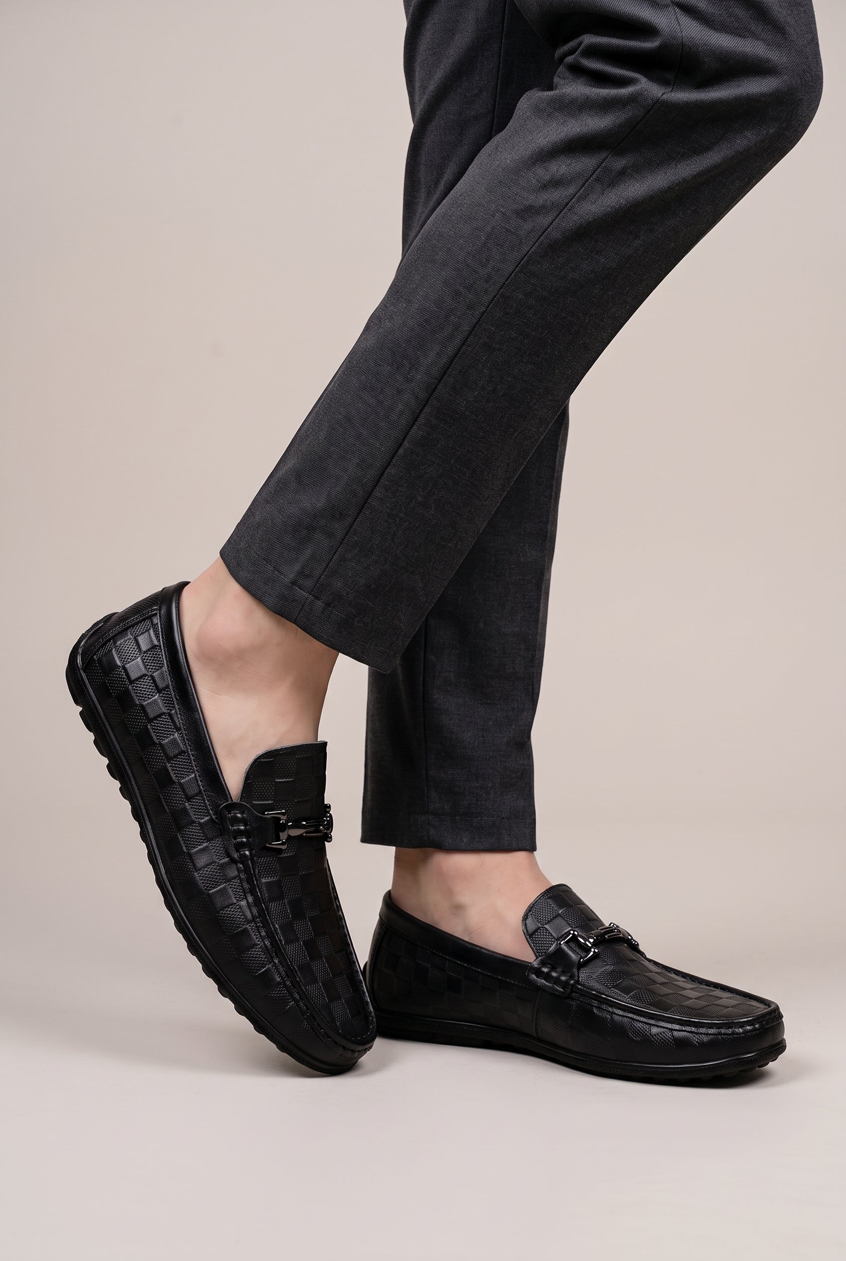 Perigee | Cowhide Slip-On Ankle Boots Round Toe Flat Leather Casual Boots