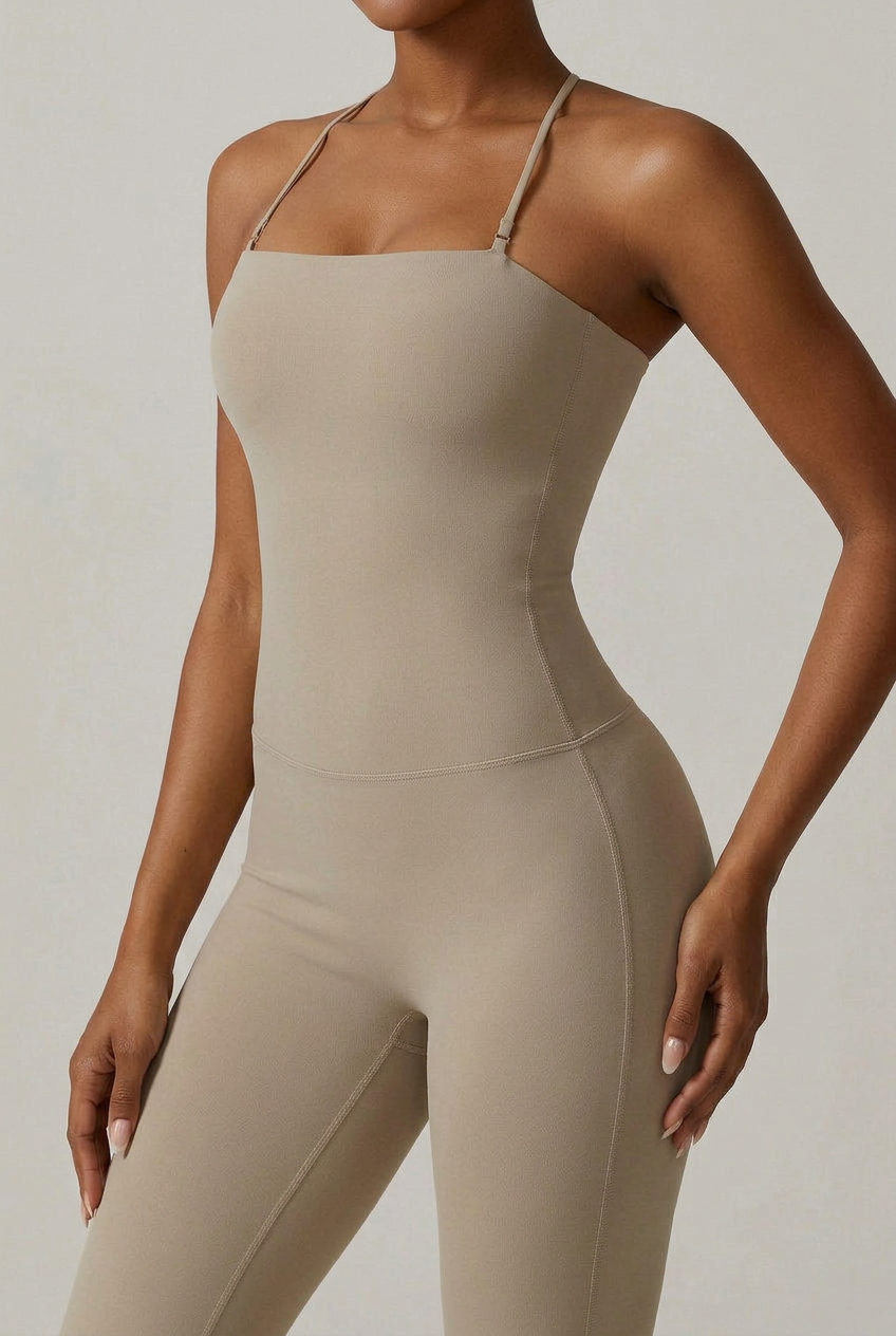 Women’s Seamless Yoga Jumpsuit – Slimming Contour, Quick-Dry Nylon, Breathable Stretch