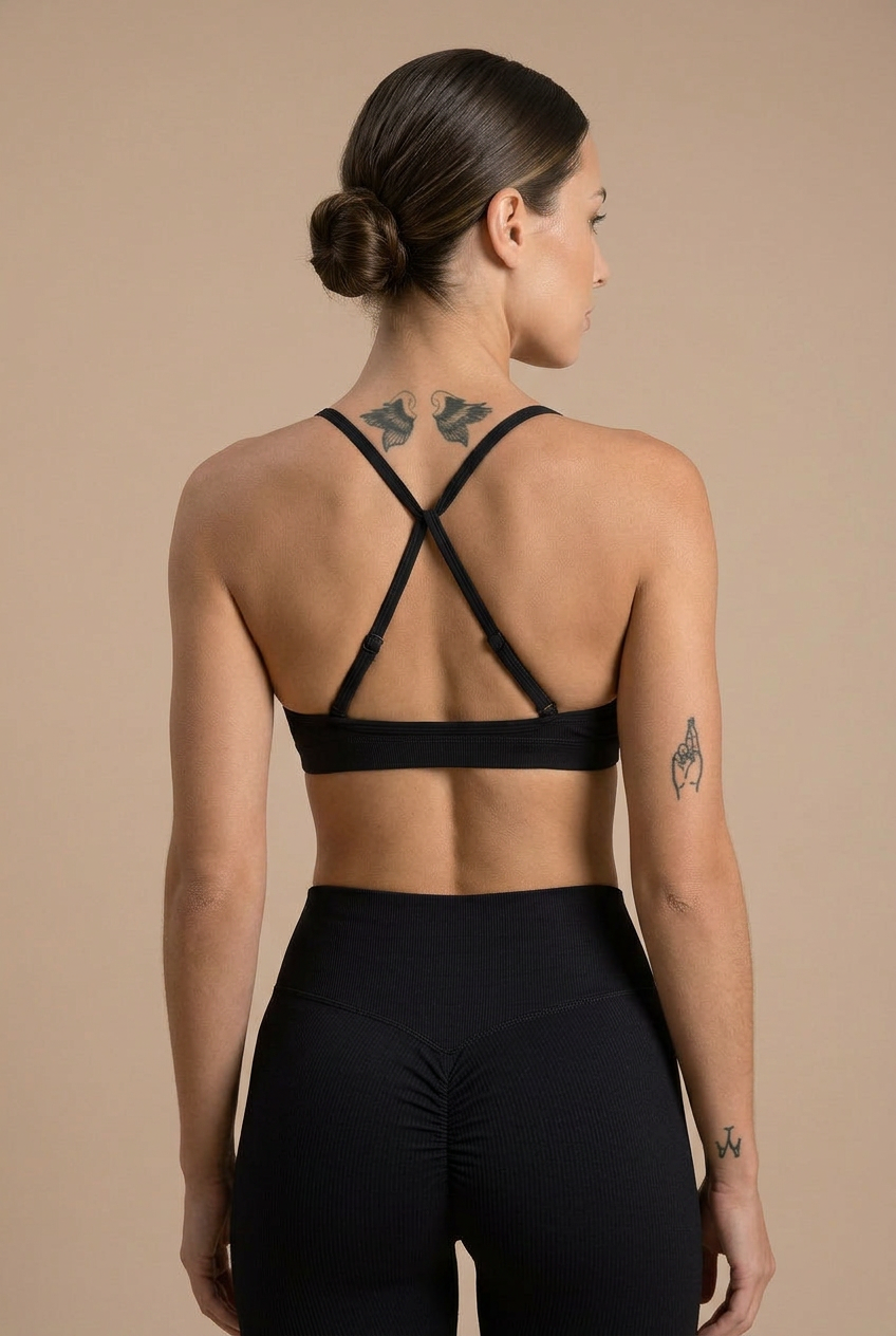 Women's Seamless Cross-Back Sports Bra – Breathable Yoga Top, Medium Support, Removable Pads with Front Closure